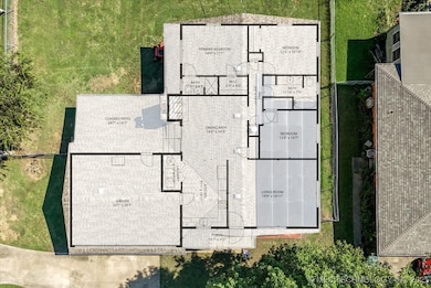 208 N Chambers Trail, Claremore, OK 74017 - photo 5