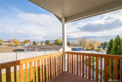 607 S Lawler Ave, East Wenatchee, WA 98802 - photo 5