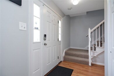 137 Stearns St, Pawtucket, RI 02861 - photo 4
