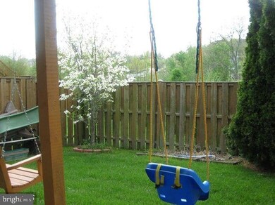 13125 Rosebay Dr, Germantown, MD 20874 - photo 4