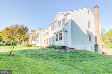 3729 Mazewood Ln, Fairfax, VA 22033 - photo 3