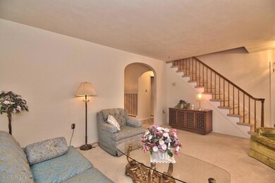 578 W 8th St, Wyoming, PA 18644 - photo 6