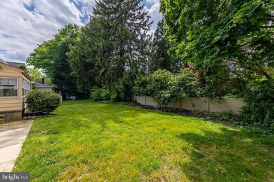 69 N Columbia St, Woodbury, NJ 08096 - photo 5