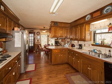 12502 S 12th St, Jenks, OK 74037 - photo 7