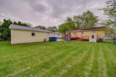 3326 Randolph St, Waterloo, IA 50702 - photo 7