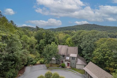 215 Granite Way unit 8B, Quechee, VT 05059 - photo 4