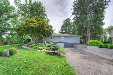 3225 Cross Keys Rd_9