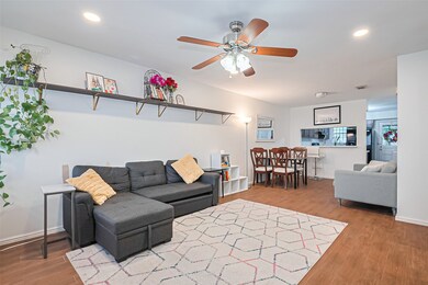 Living room -3
