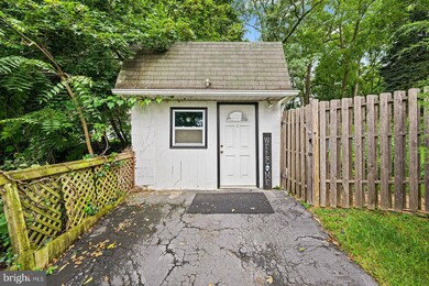 492 Grant Ave, Willow Grove, PA 19090 - photo 4