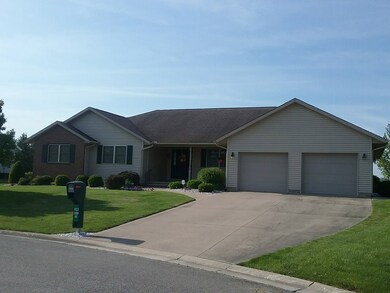 1133 Wade Dr, Bucyrus, OH 44820 - photo 2