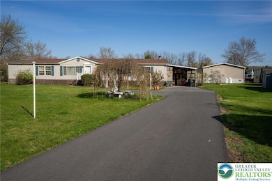 183 Greenbriar Dr S, Bath, PA 18014 - photo 4