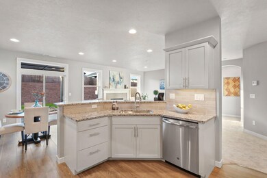 Hudson - Kitchen 3