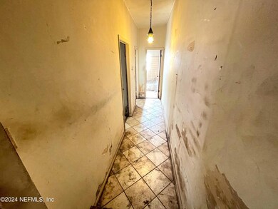 8365 Bordeau Ave N, Jacksonville, FL 32211 - photo 7