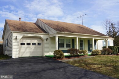 4903 Riverton Ln, Bowie, MD 20715 - photo 2