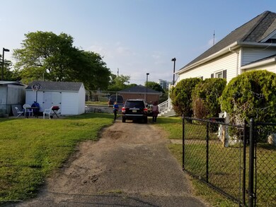 Yard 2