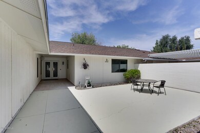18802 N Lake Forest Dr, Sun City, AZ 85373 - photo 4