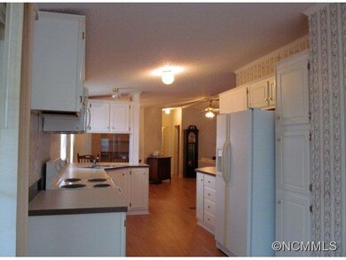 Spacious Kitchen