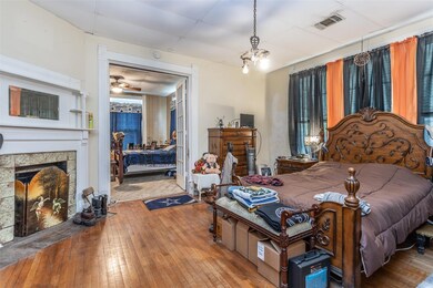 301 S Clements St, Gainesville, TX 76240 - photo 3