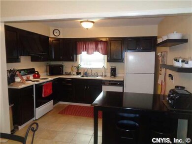 Kitchen Great Kitchen!  All appliances stay!
