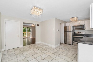 645 Robbins Ave unit 51, Dracut, MA 01826 - photo 2