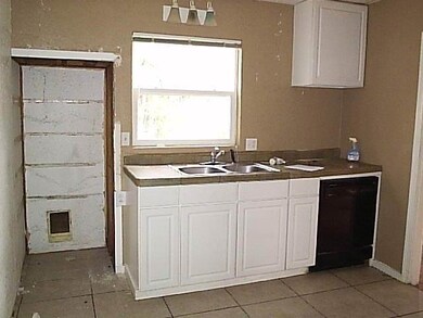 2166 Kitchen
