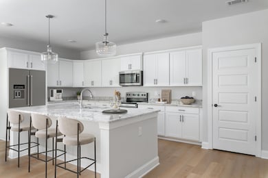 9111 Beranke Ln, Hixson, TN 37343 - photo 5