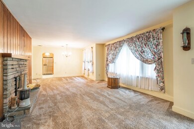 2479 Stinson Ln, Norristown, PA 19403 - photo 3