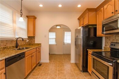Stainless appliances, granite countertops, tons of cabinet and counter space  Nashville, TN 37206