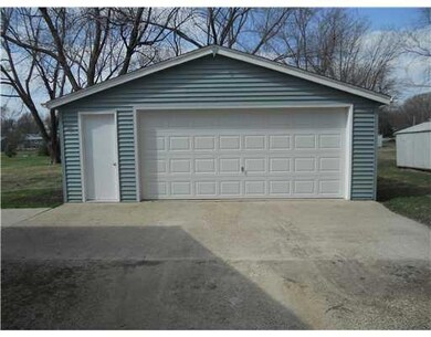 Parking Lot/Garage.