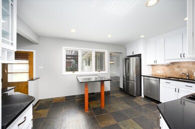 180 S Linden Ave unit 1A, Elmhurst, IL 60126 - photo 6