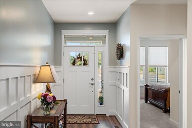 124 Amberfield Ct, Winchester, VA 22602 - photo 4