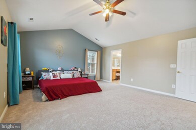 19205 Buna St, Triangle, VA 22172 - photo 3