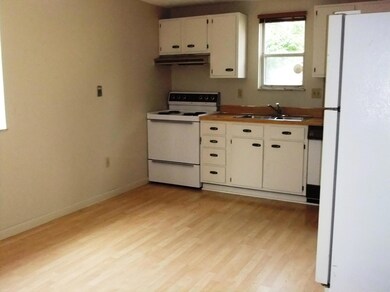 828 Eliots Oak Rd, Columbus, OH 43228 - photo 5