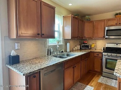 42 N Chestnut Dr, Drums, PA 18222 - photo 5