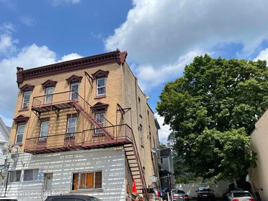 Building and side lot