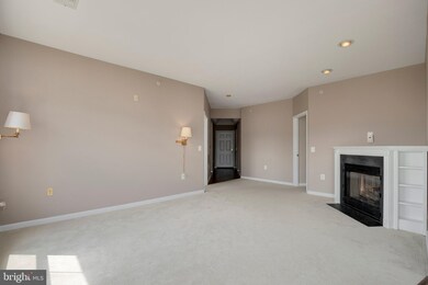 2931 Deer Hollow Way unit 407, Fairfax, VA 22031 - photo 5