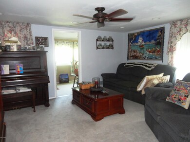 303 E Catherine St, Milford, PA 18337 - photo 4