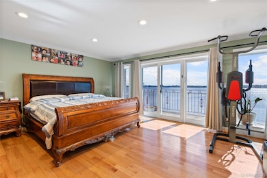 4 Marisa Ct unit 4A, Bronx, NY 10465 - photo 5