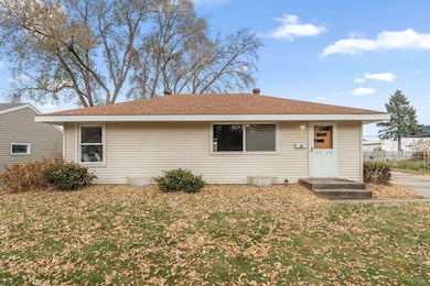 Affordable rambler in Bloomington with 4 bedrooms (2 non-conforming)