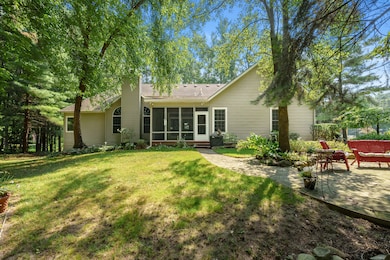 6632 E Eagle Lake Dr, Kalamazoo, MI 49009 - photo 4