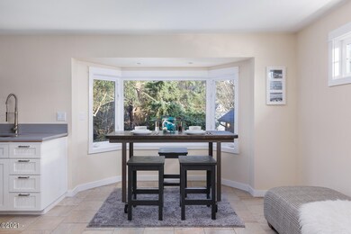 3258 SW Beach Ave, Lincoln City, OR 97367 - photo 5