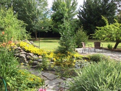 1657 Hubbard Ln, Grants Pass, OR 97527 - photo 6