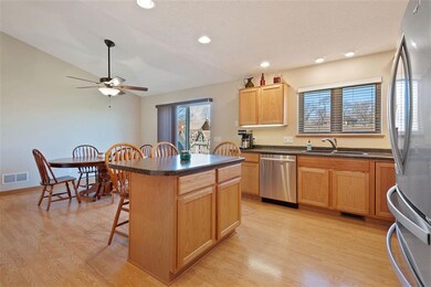 611 Sullivan St, West Branch, IA 52358 - photo 5