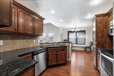 RE_1104Highview-8