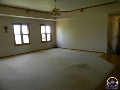 7748 SW Indian Woods Place, Topeka, KS 66615 - photo 4