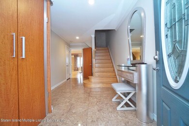 16 Admiralty Loop, Staten Island, NY 10309 - photo 3