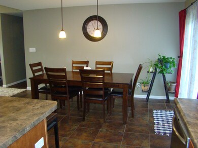 black walnut 1830 interior photo 3