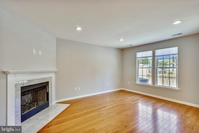 11304 Appledowre Way, Germantown, MD 20876 - photo 5
