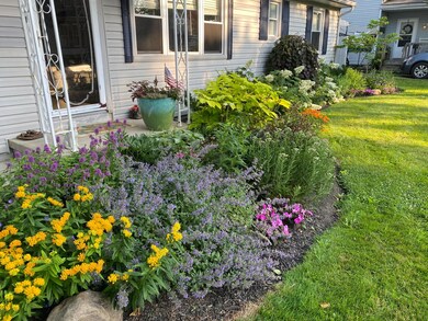 521 S Maple St, Marysville, OH 43040 - photo 2