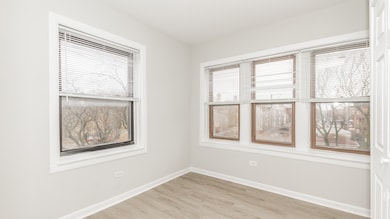 2716 W Rosemont Ave unit 3, Chicago, IL 60659 - photo 6